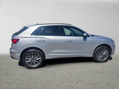 2023 Audi Q3 Premium