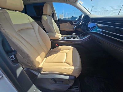 2023 Audi Q8 Premium