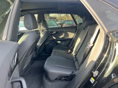 2024 Audi Q8 Premium