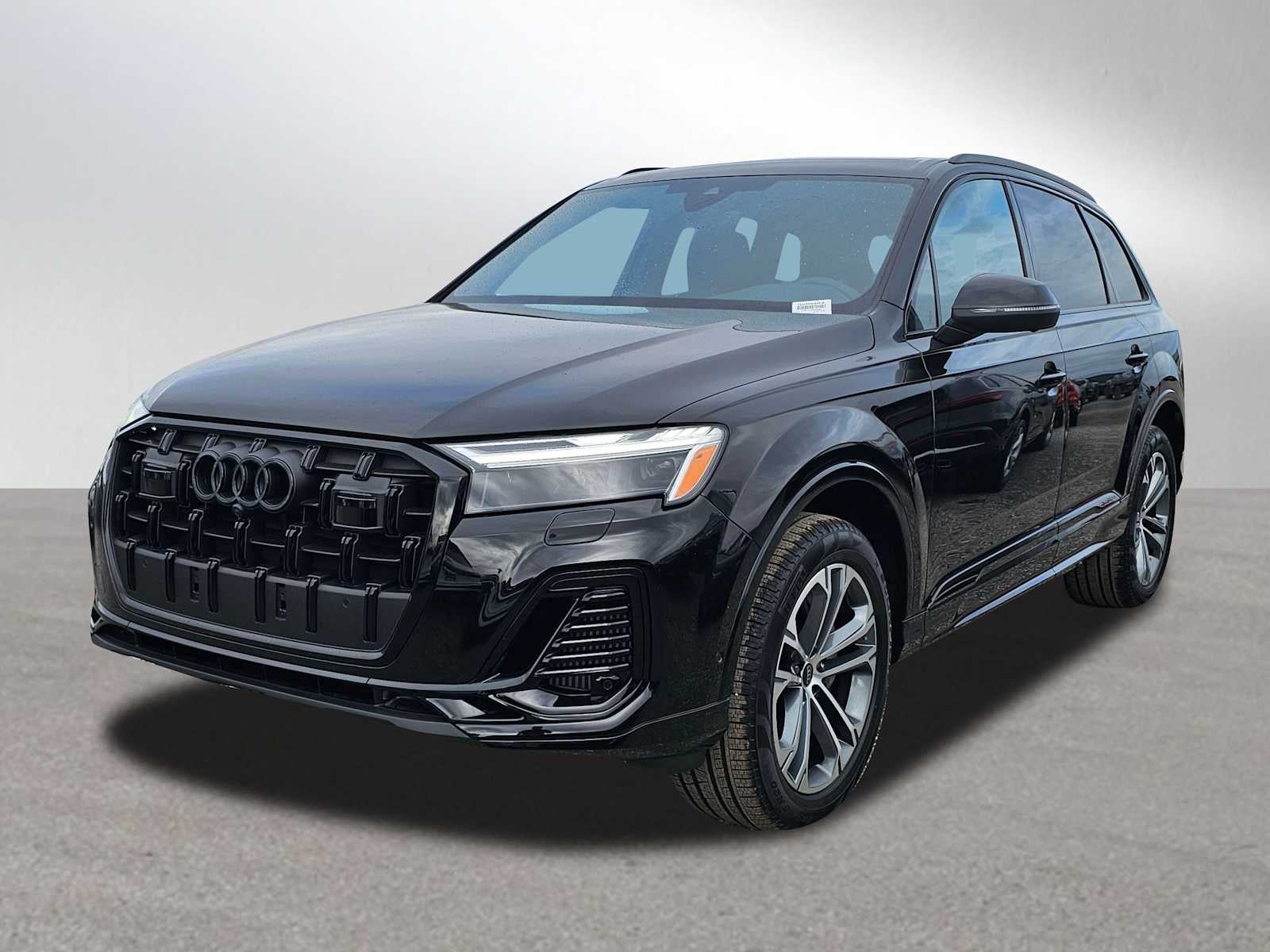 2026 Audi Q7 Premium