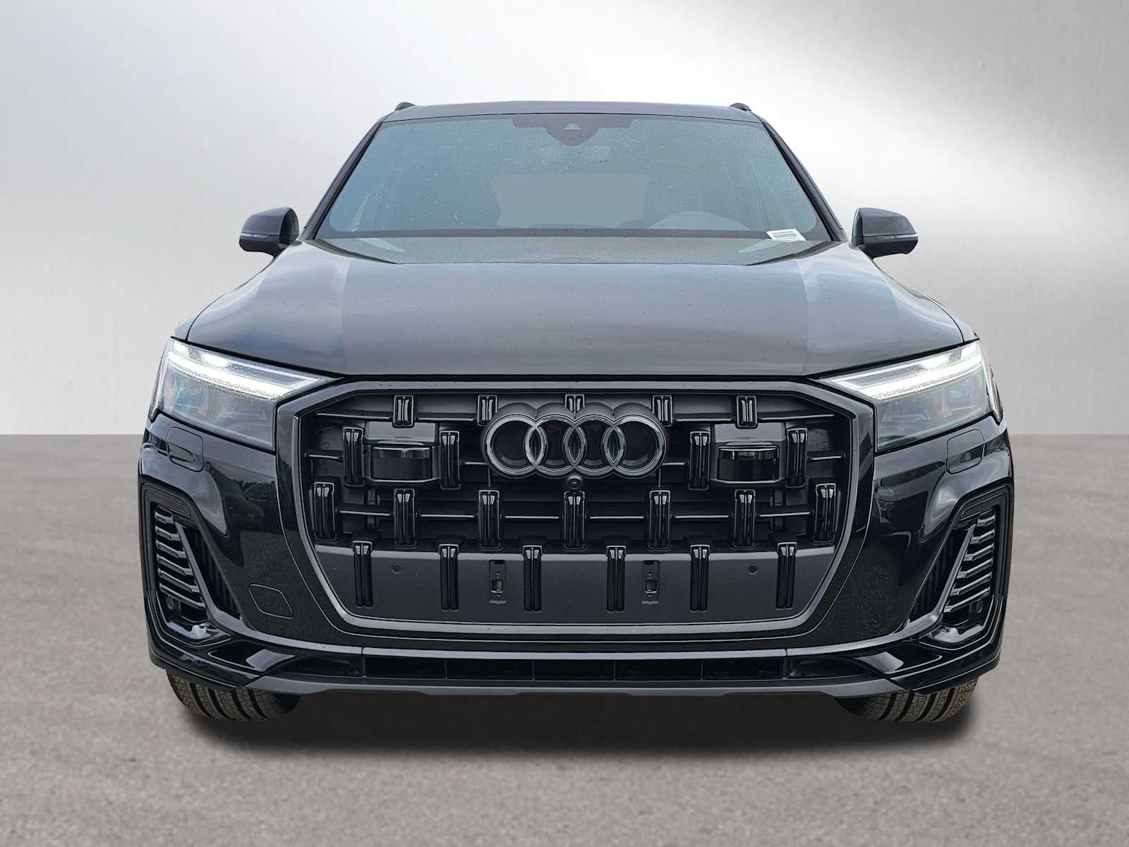 2026 Audi Q7 Premium