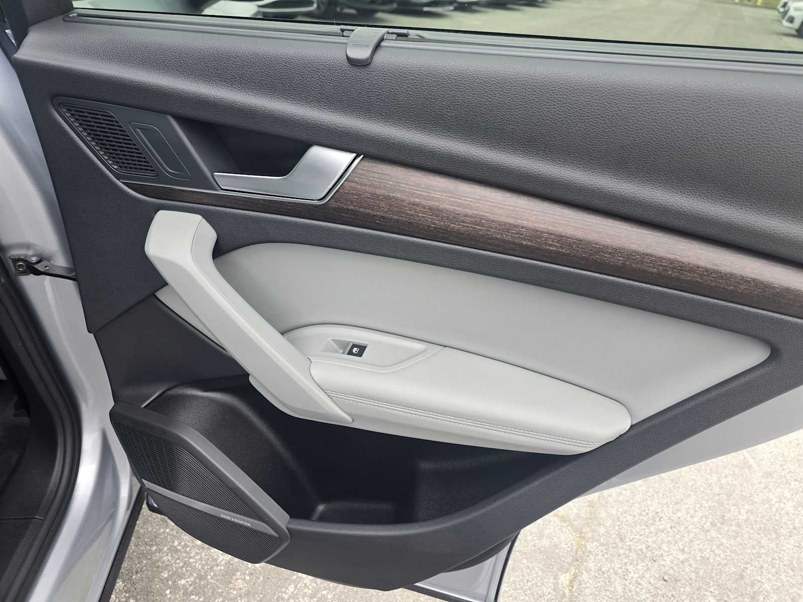 2023 Audi Q5 Premium Plus