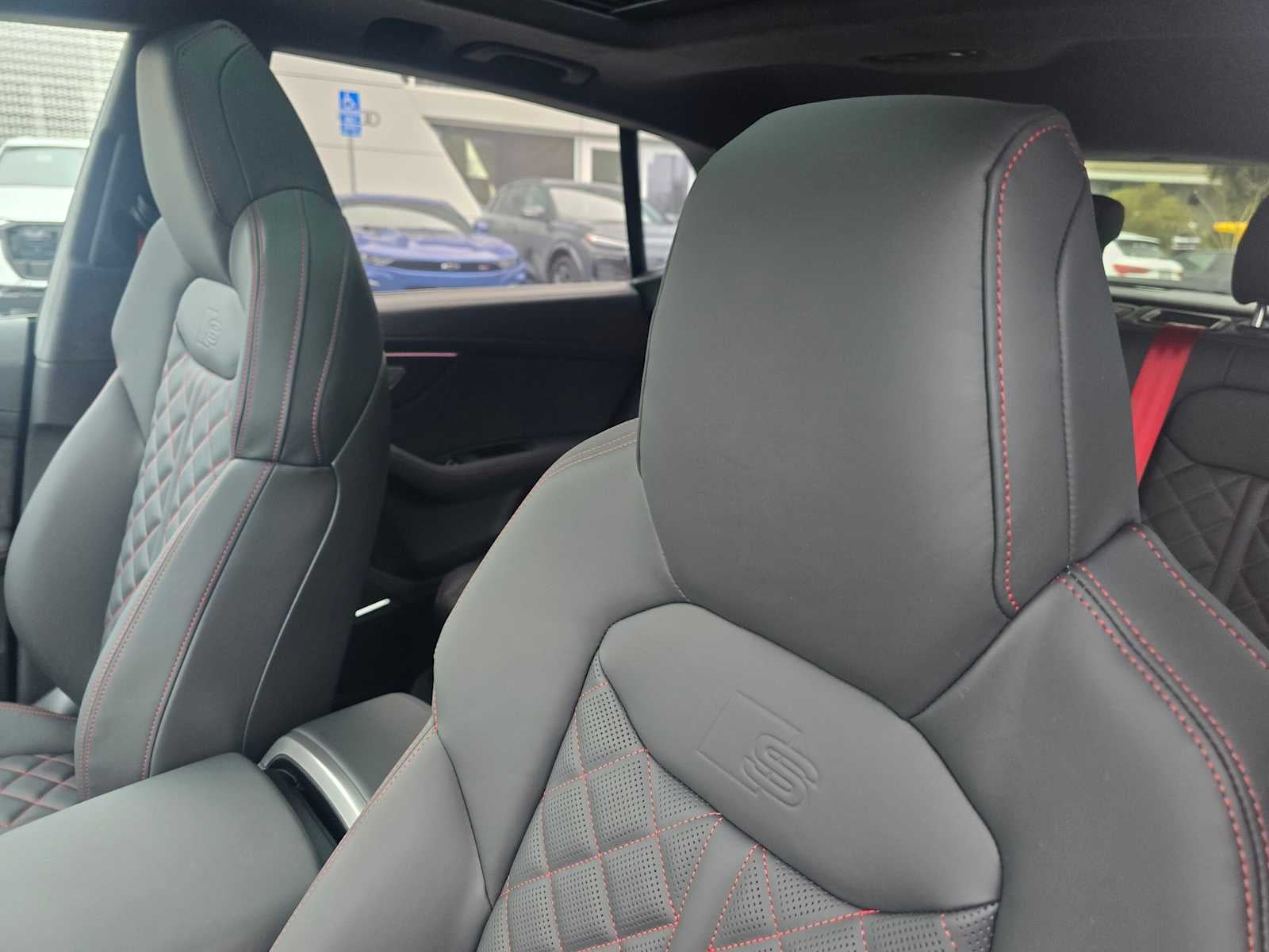 2026 Audi SQ8 Prestige