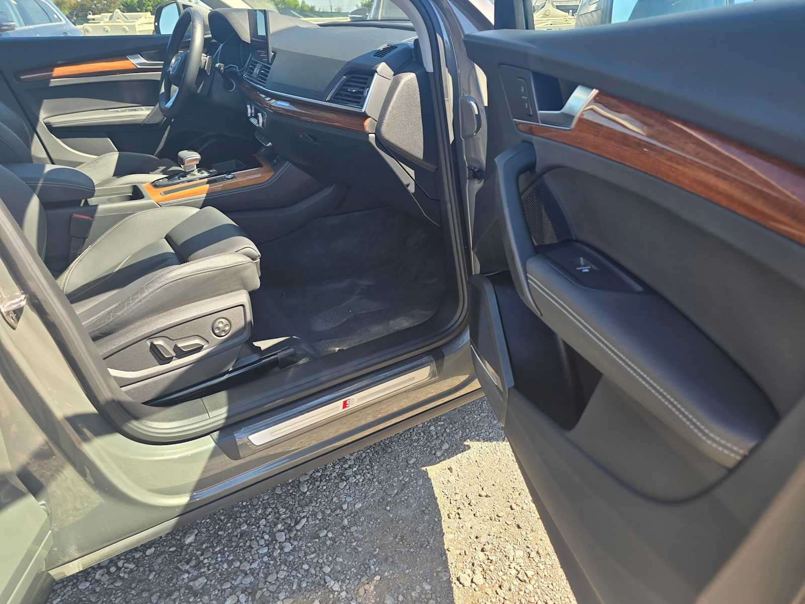 2023 Audi Q5 S line Premium Plus