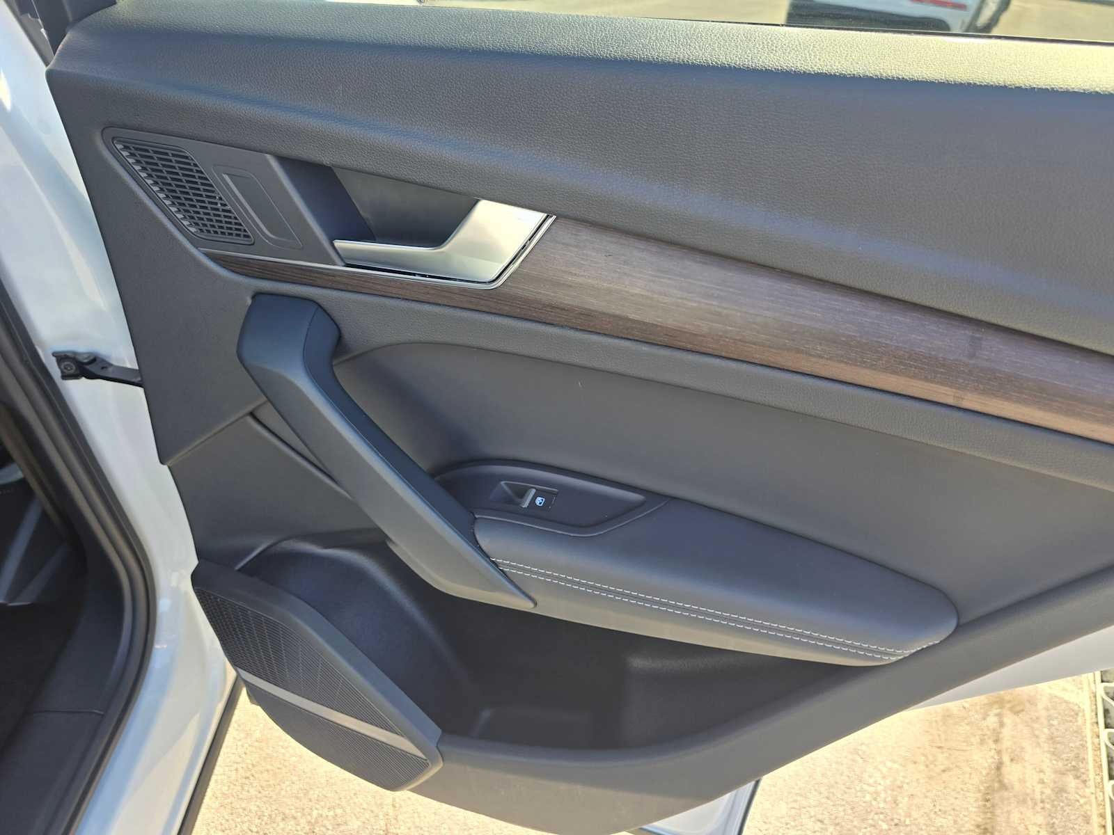 2025 Audi Q5 S line Premium Plus