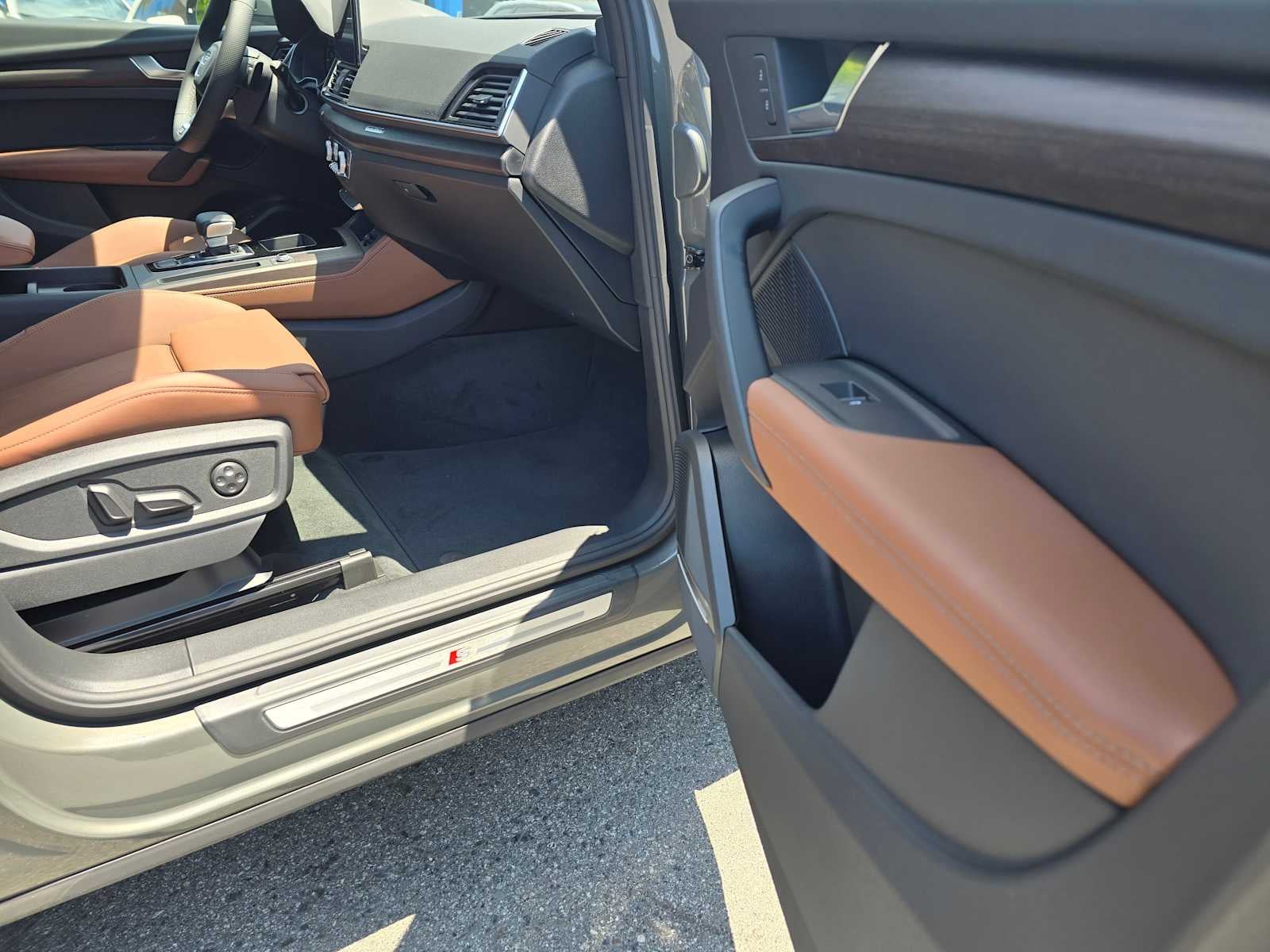 2025 Audi Q5 S line Premium Plus