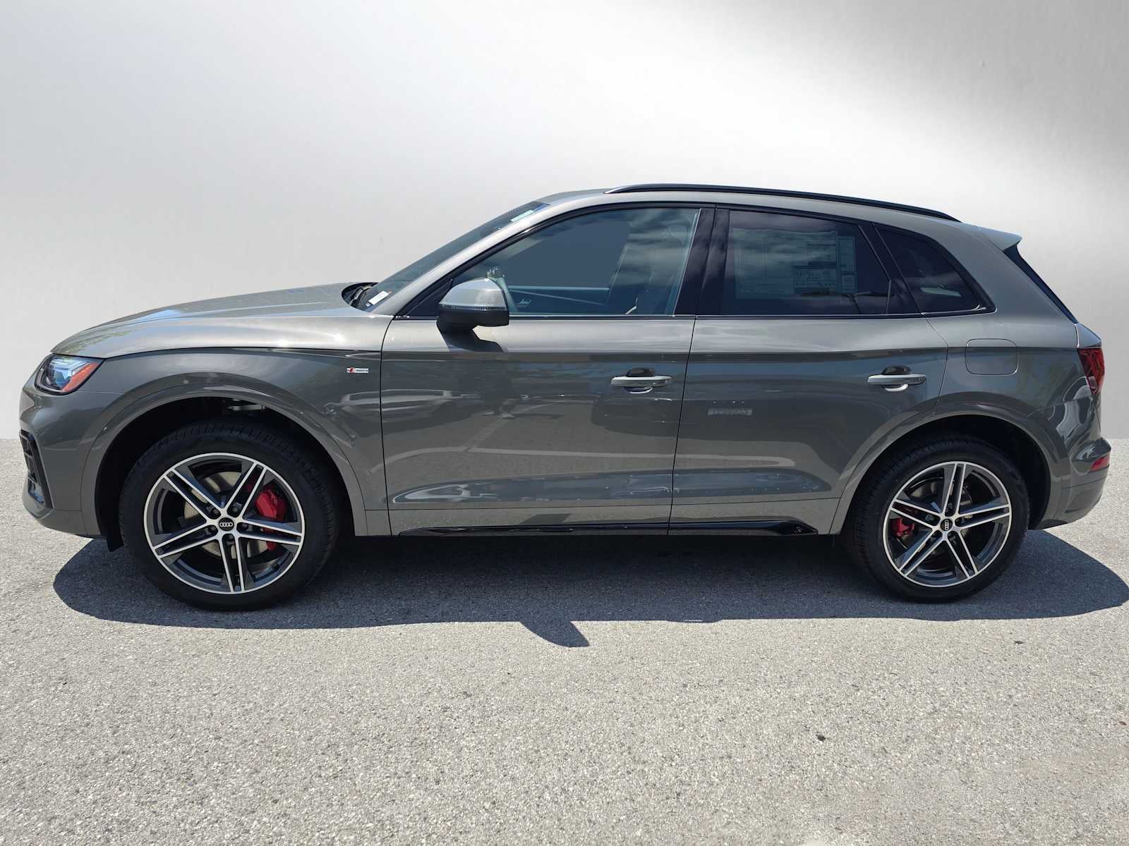 2025 Audi Q5 S line Premium Plus