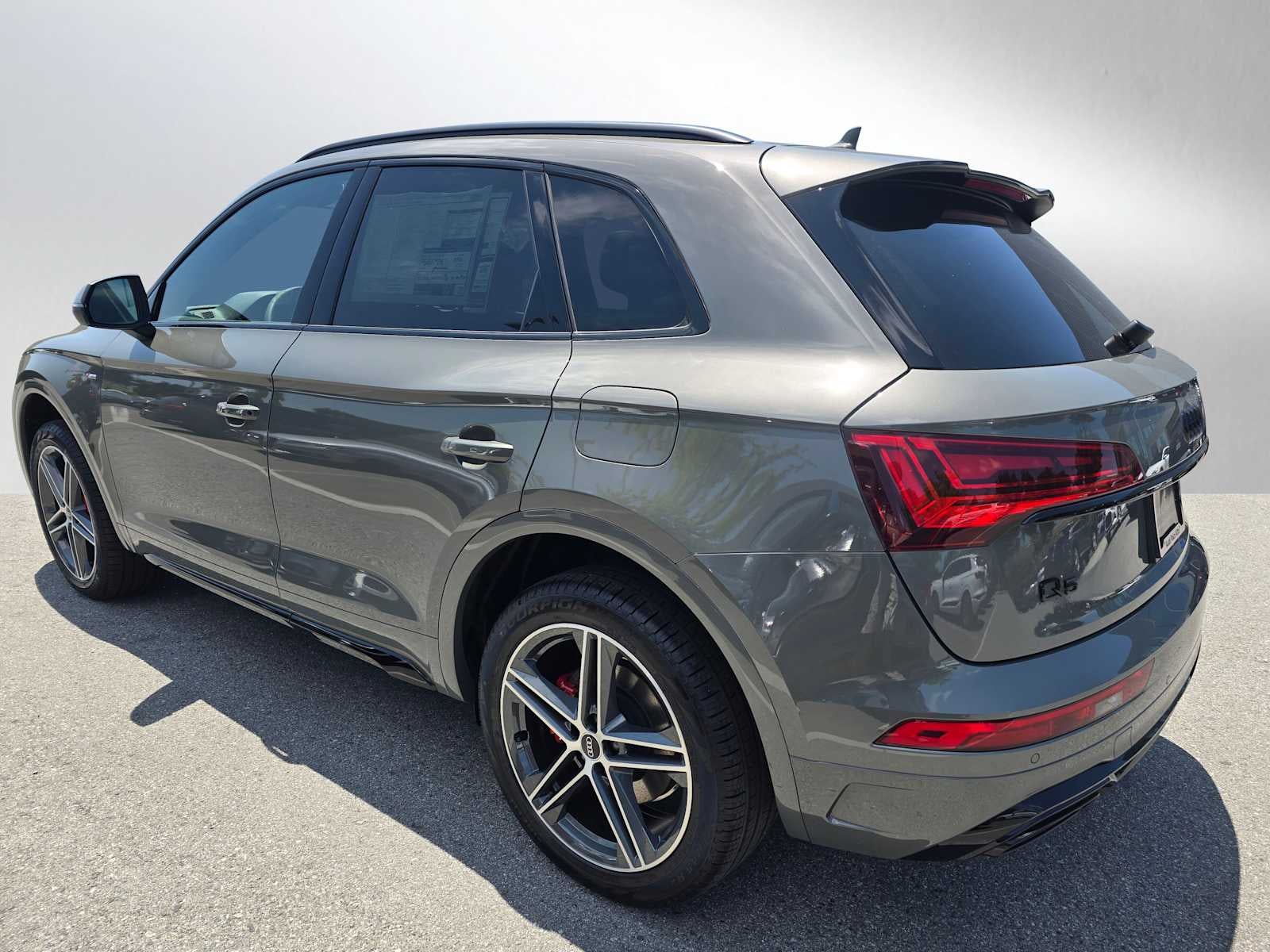 2025 Audi Q5 S line Premium Plus