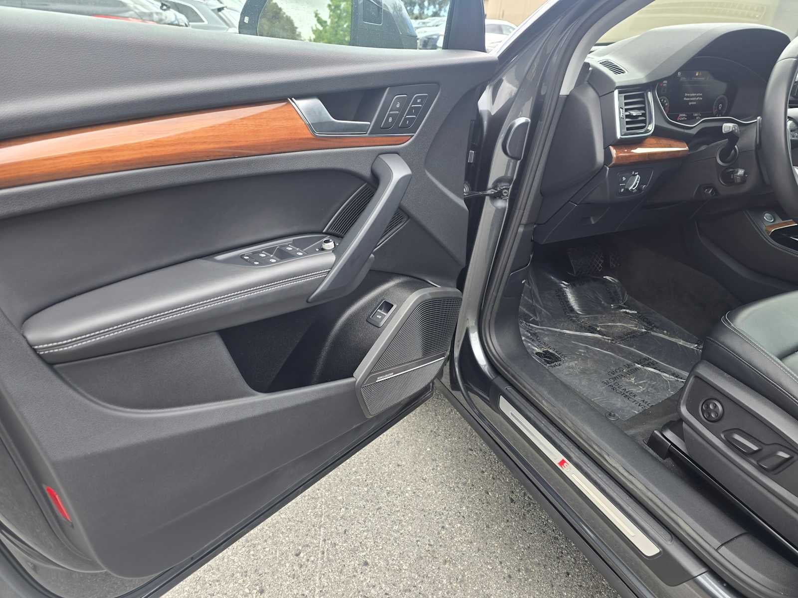 2023 Audi Q5 S line Premium Plus