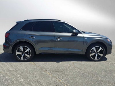 2022 Audi Q5 S line Premium Plus