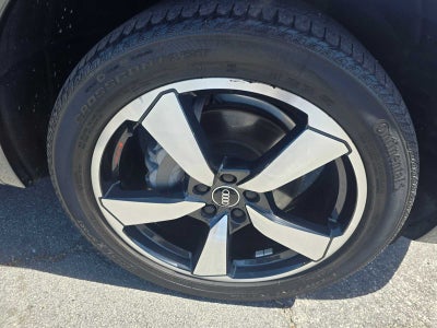 2022 Audi Q5 S line Premium Plus