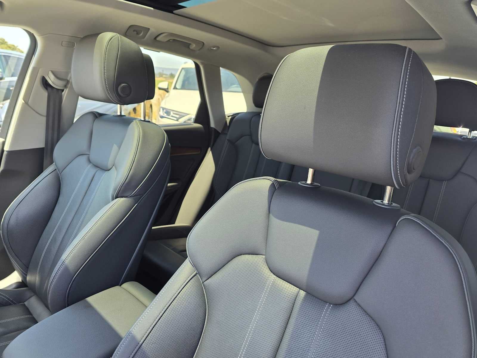 2023 Audi Q5 S line Premium Plus
