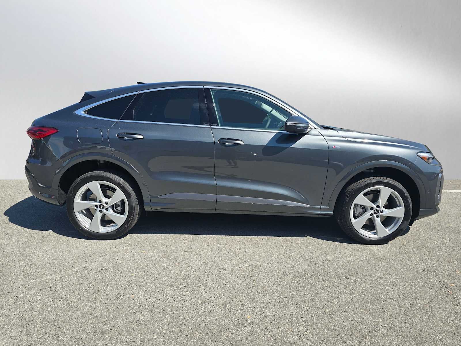 2025 Audi Q5 Sportback Premium Plus