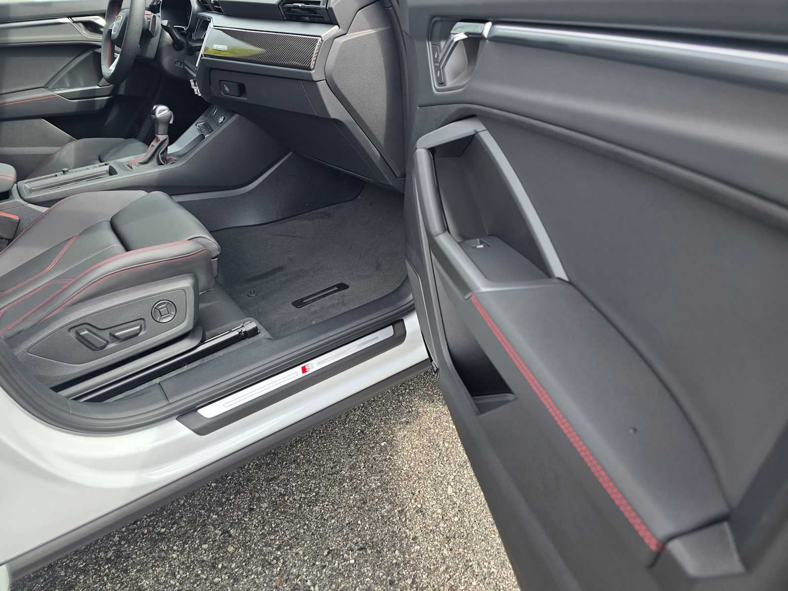 2025 Audi Q3 S line Premium Plus