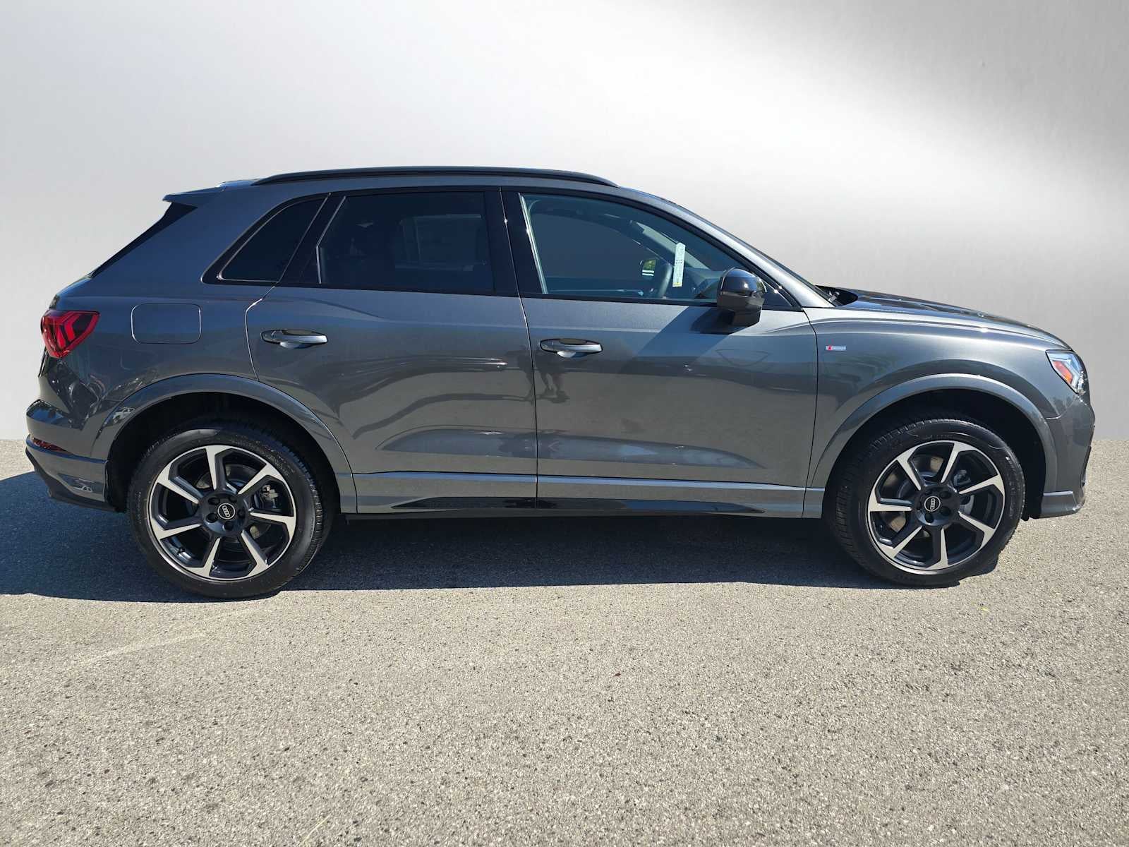 2025 Audi Q3 S line Premium Plus