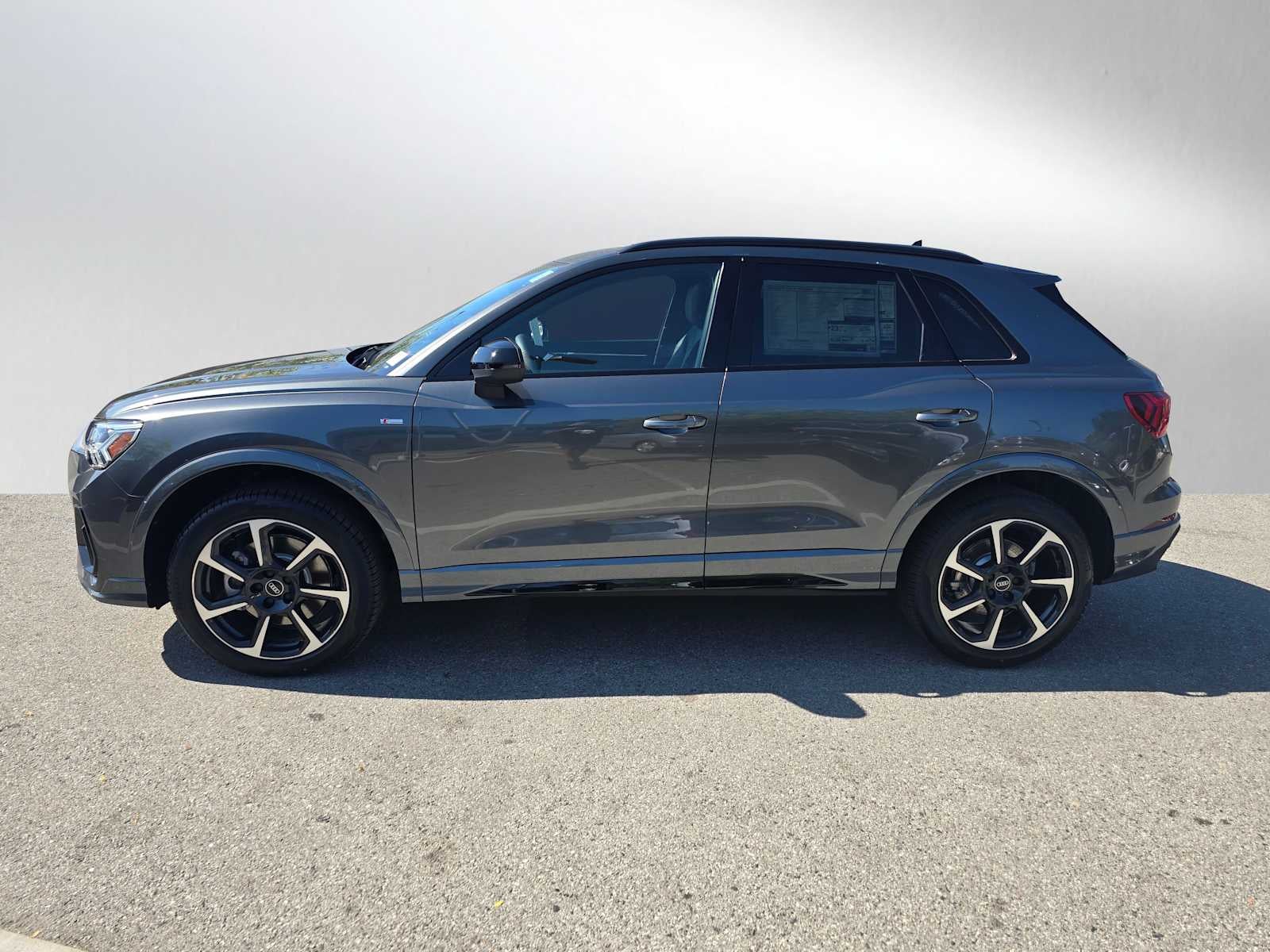 2025 Audi Q3 S line Premium Plus