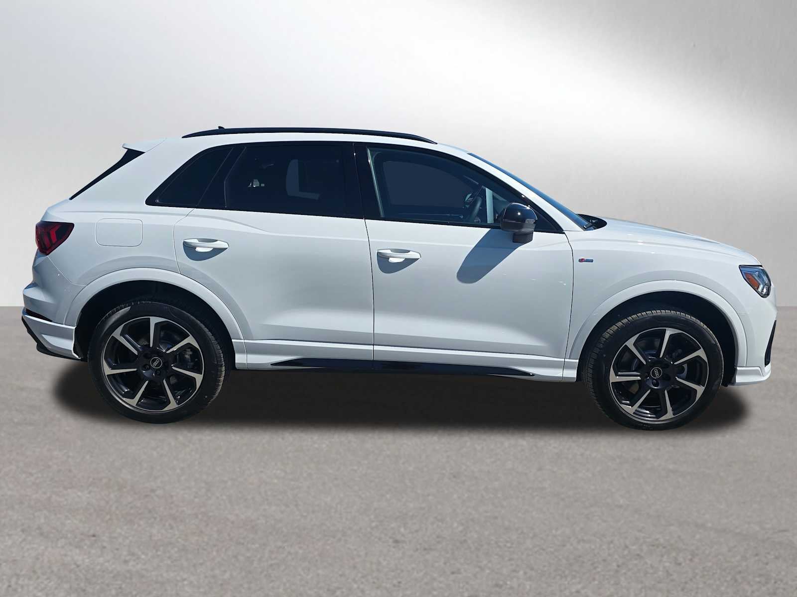 2025 Audi Q3 S line Premium Plus