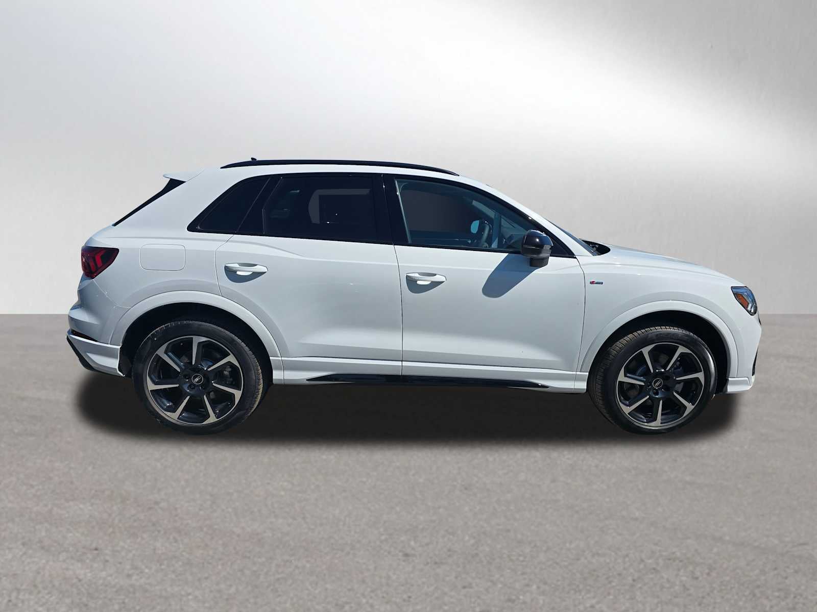 2025 Audi Q3 S line Premium Plus