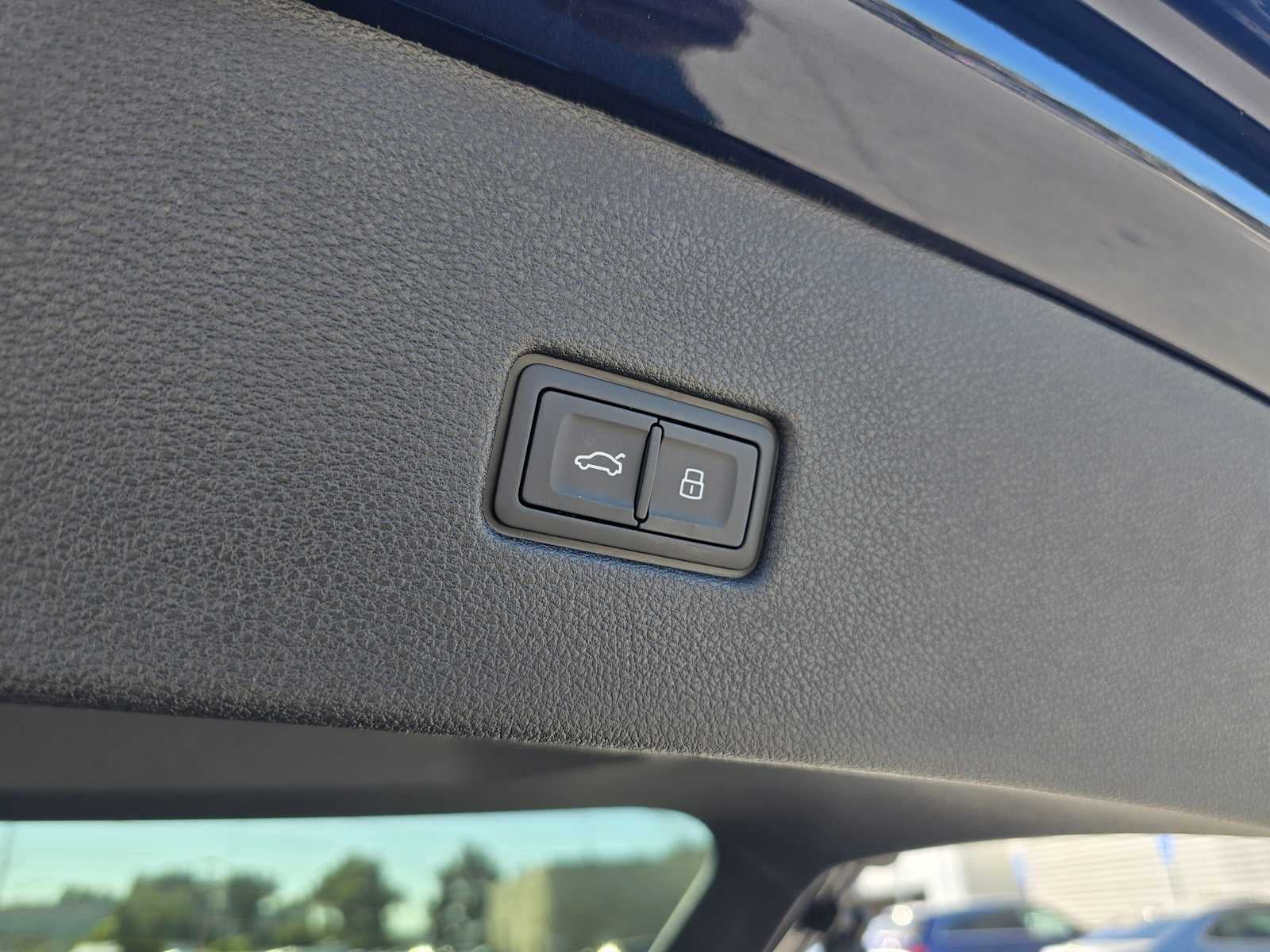 2026 Audi Q8 Premium Plus