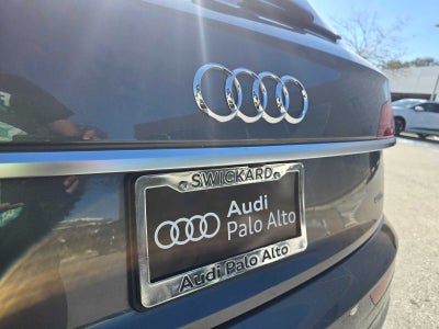 2023 Audi Q5 S line Prestige