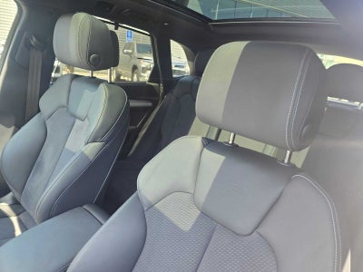 2023 Audi Q5 S line Prestige