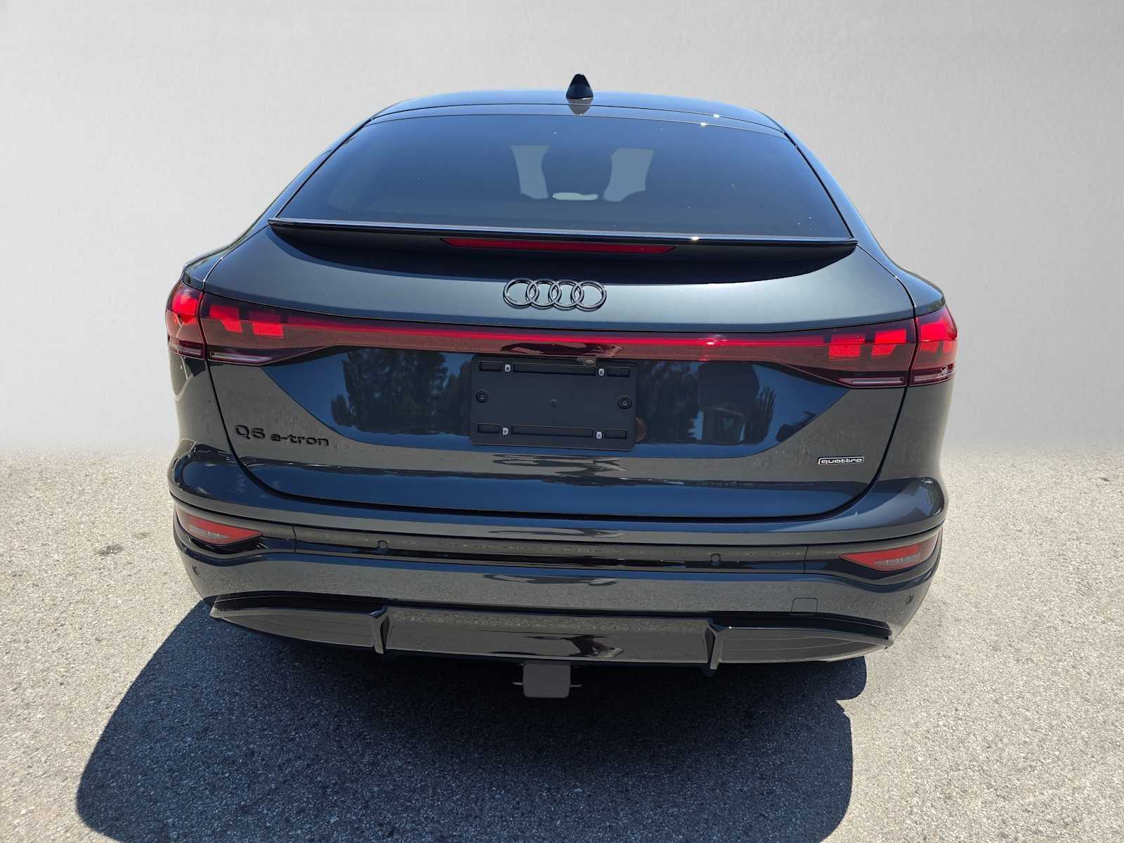 2027 Audi Q6 e-tron Sportback Prestige