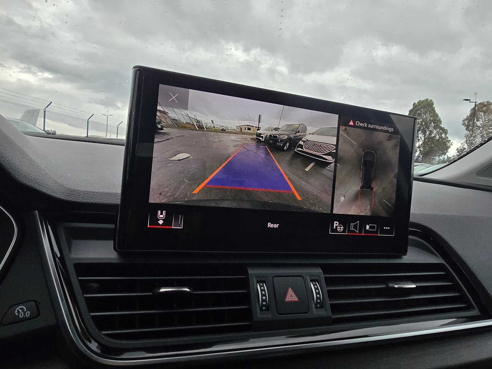 2023 Audi Q5 S line Prestige