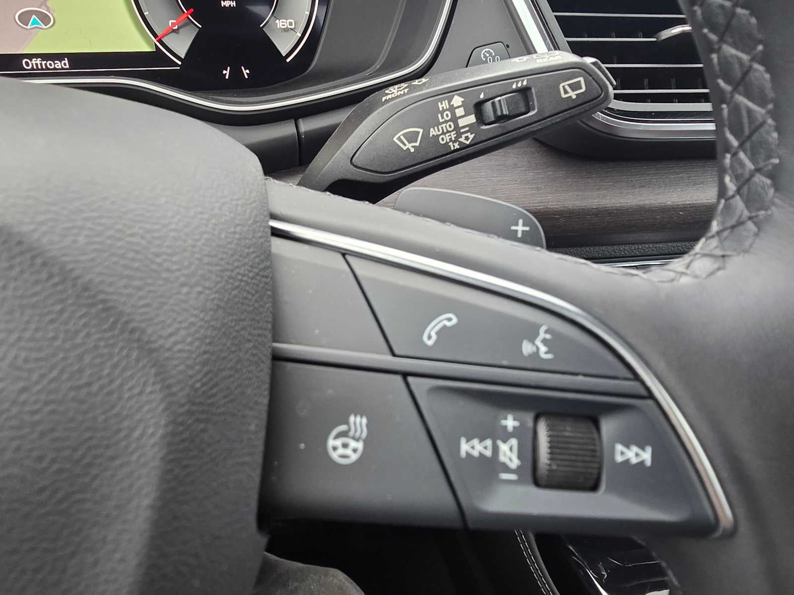 2023 Audi Q5 S line Prestige