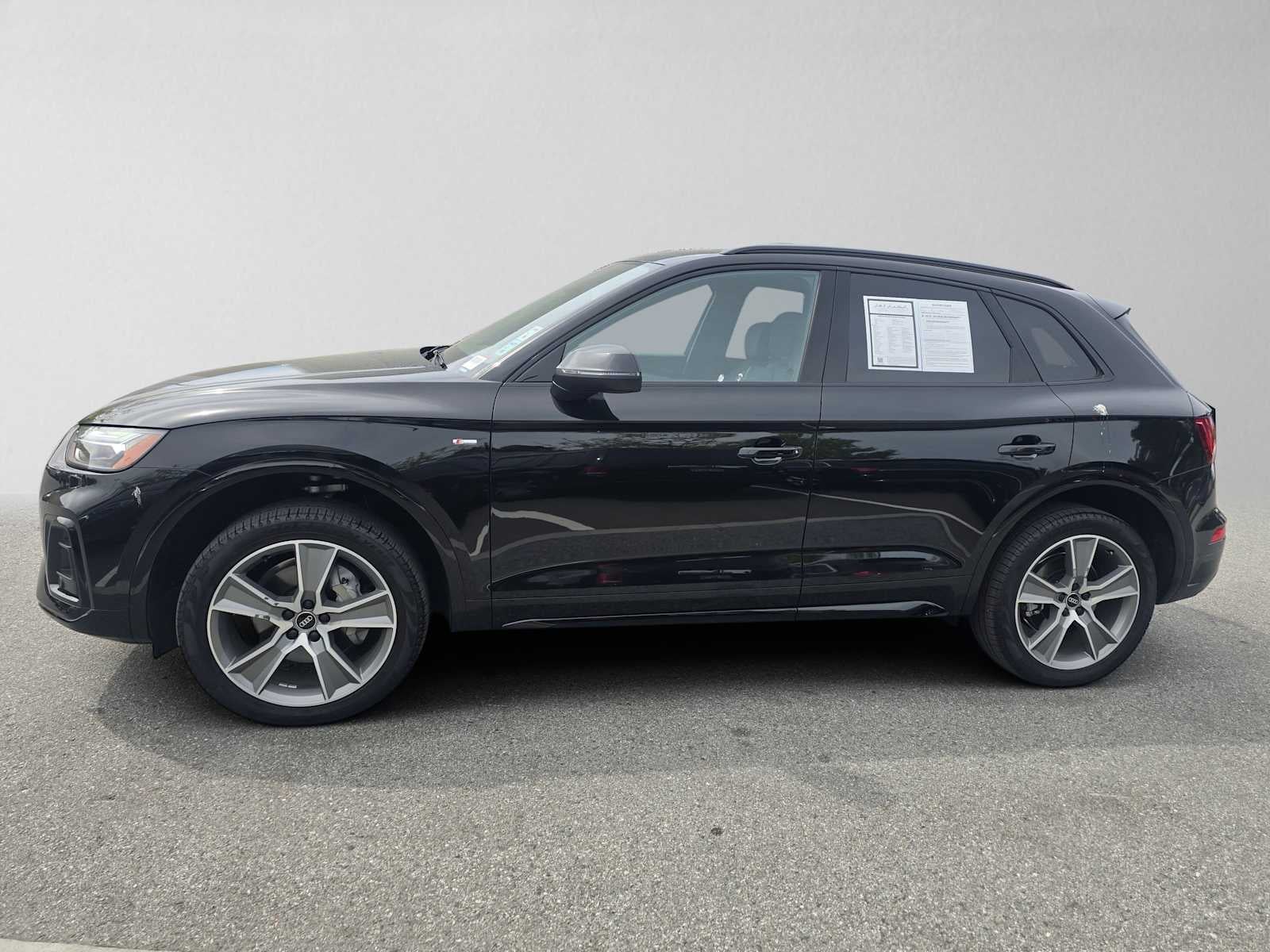 2025 Audi Q5 S line Premium