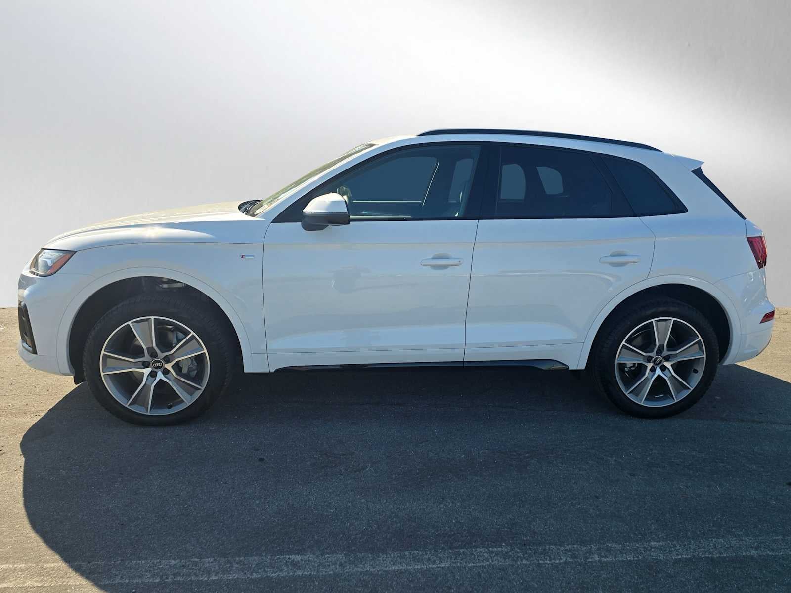 2025 Audi Q5 S line Premium