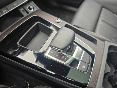 2024 Audi Q5 S line Premium
