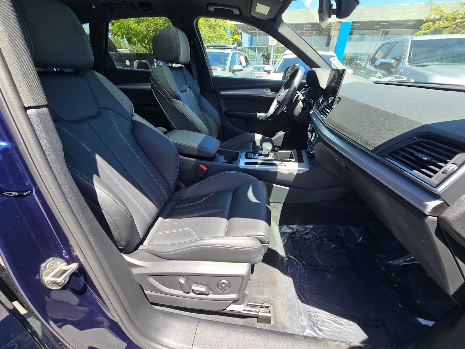 2025 Audi Q5 S line Premium