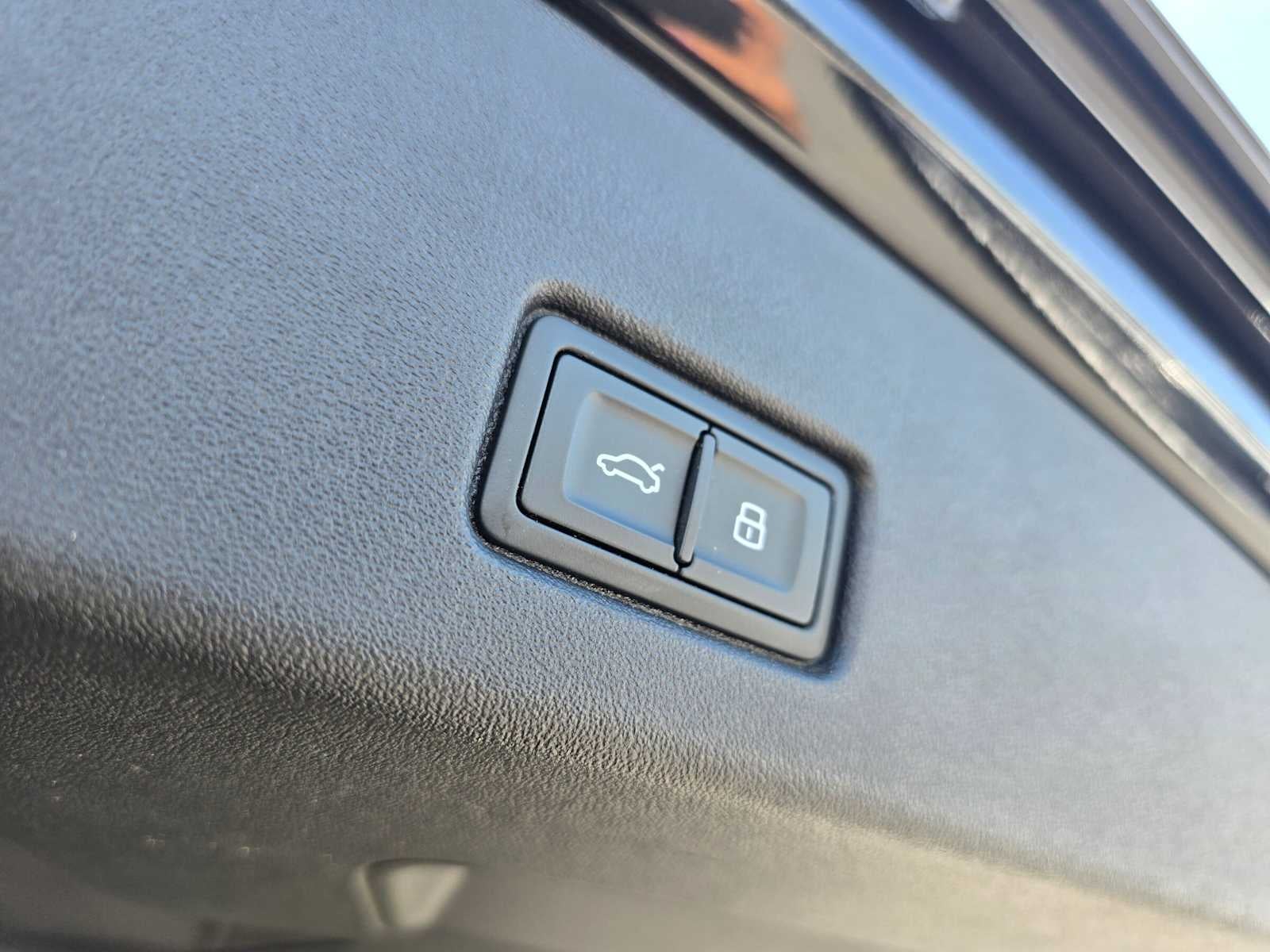 2023 Audi Q4 e-tron Premium Plus