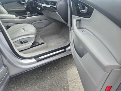 2019 Audi Q7 Premium Plus