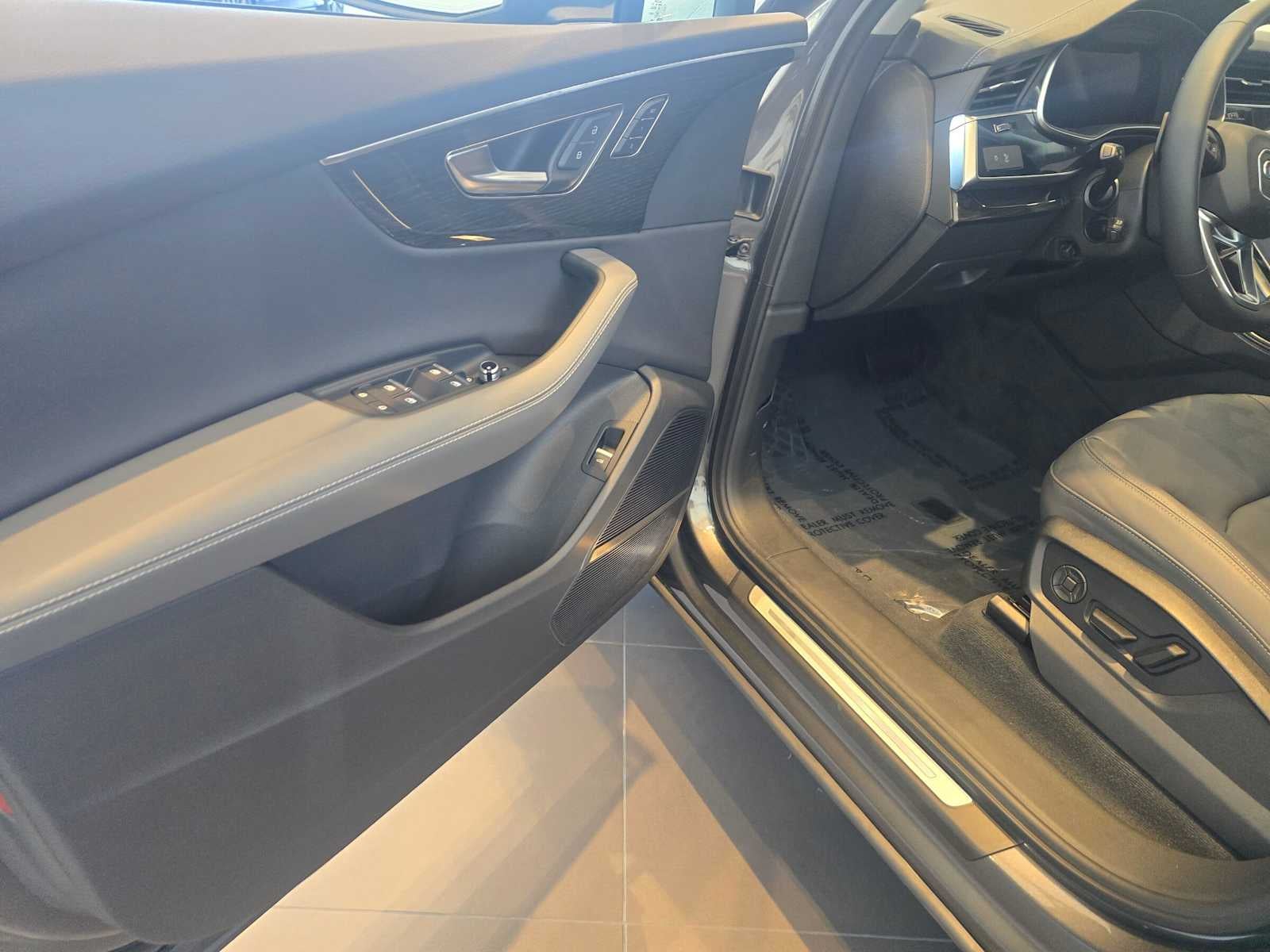 2026 Audi Q7 Premium Plus