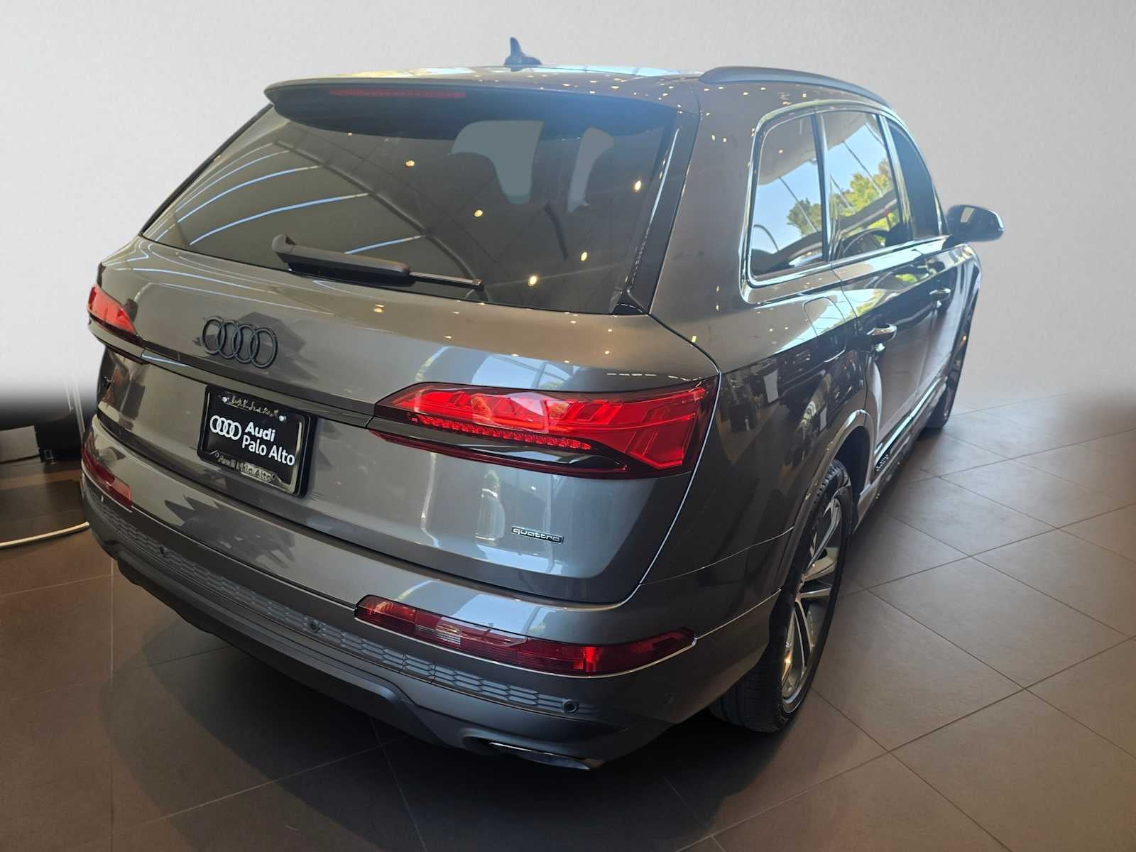 2026 Audi Q7 Premium Plus
