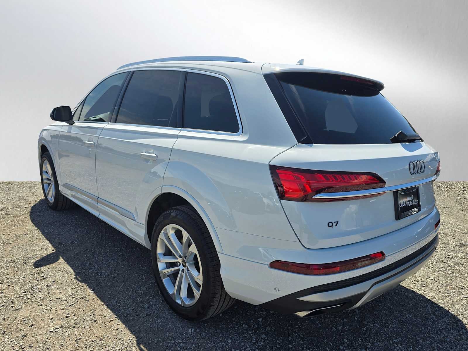 2026 Audi Q7 Premium Plus
