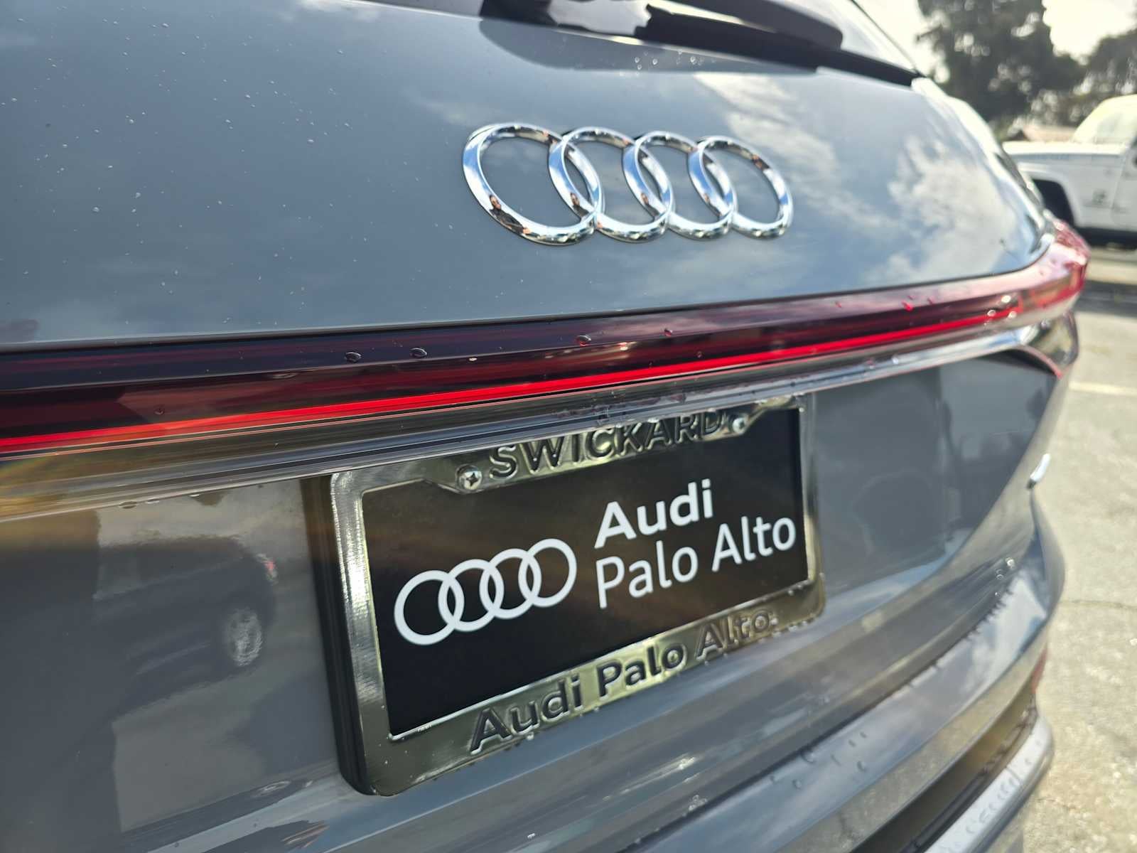 2025 Audi Q4 e-tron Premium Plus