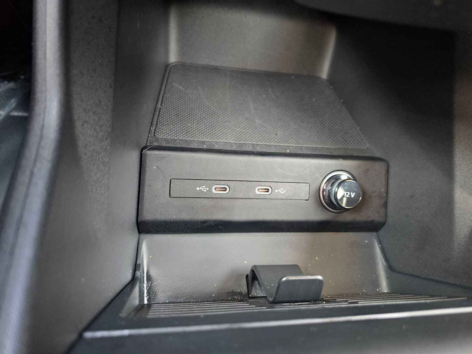 2025 Audi Q4 e-tron Premium Plus