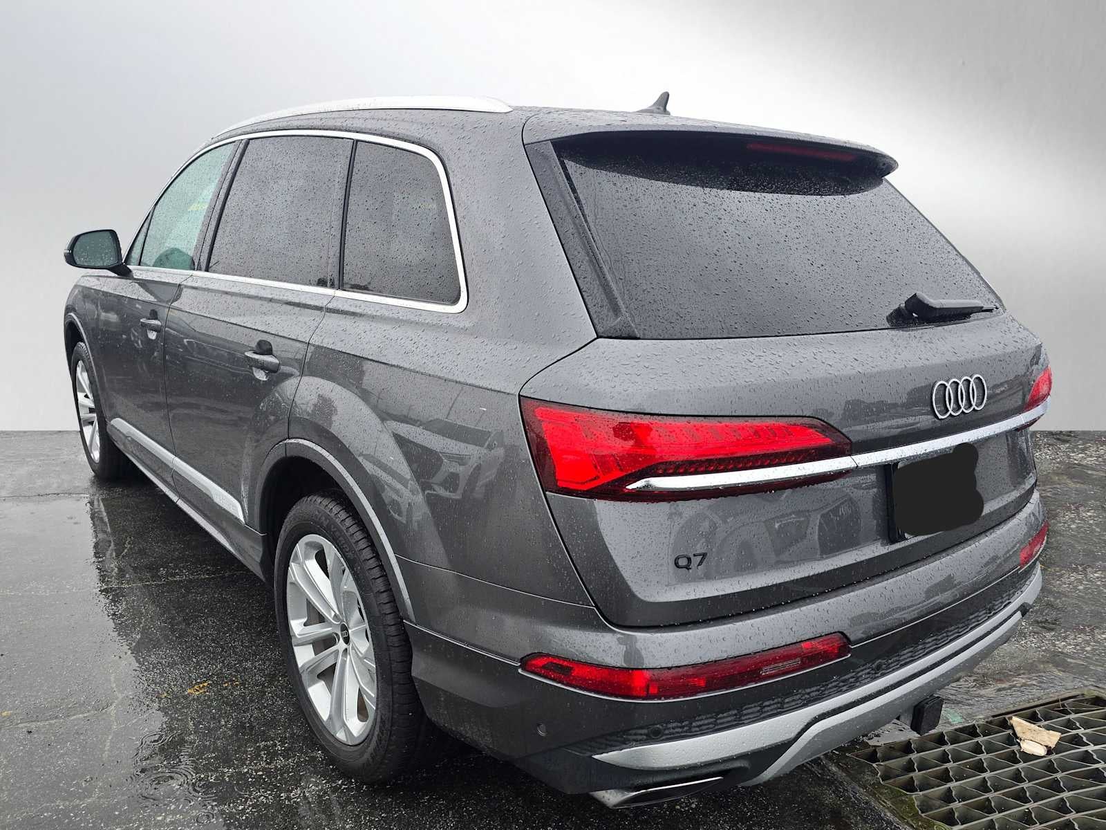 2025 Audi Q7 Premium Plus