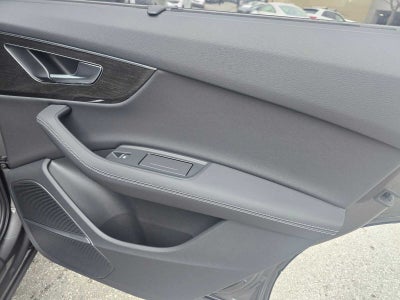 2026 Audi Q7 Premium Plus