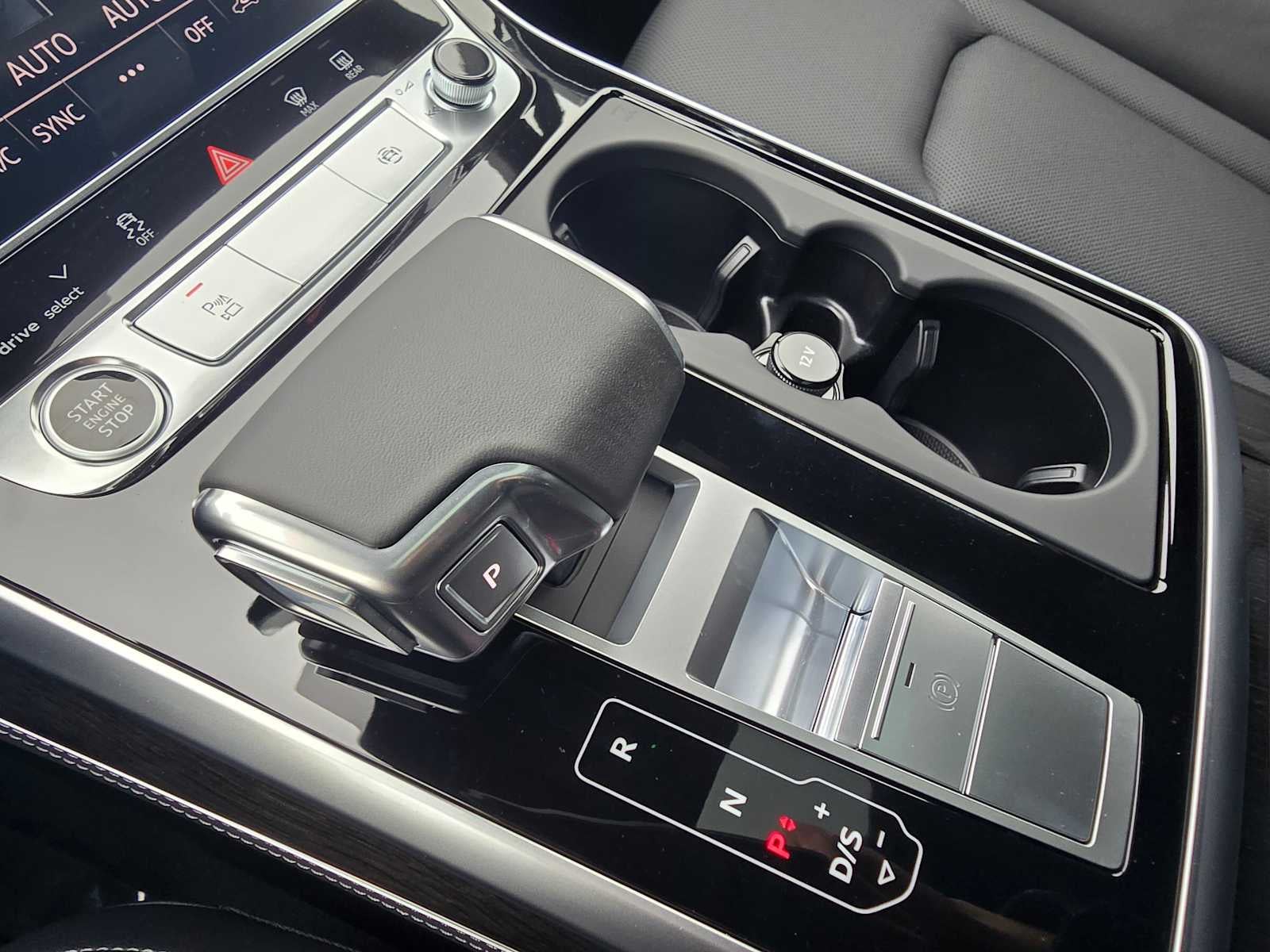 2026 Audi Q7 Premium Plus