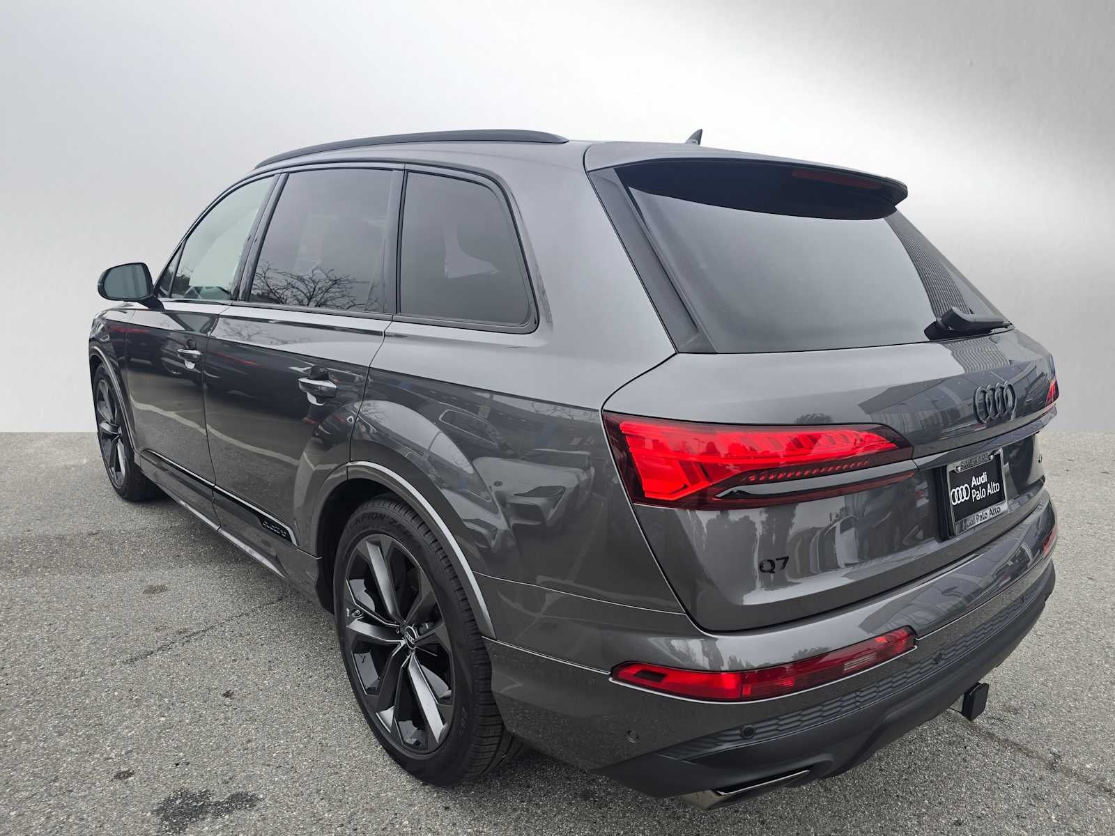 2026 Audi Q7 Premium Plus