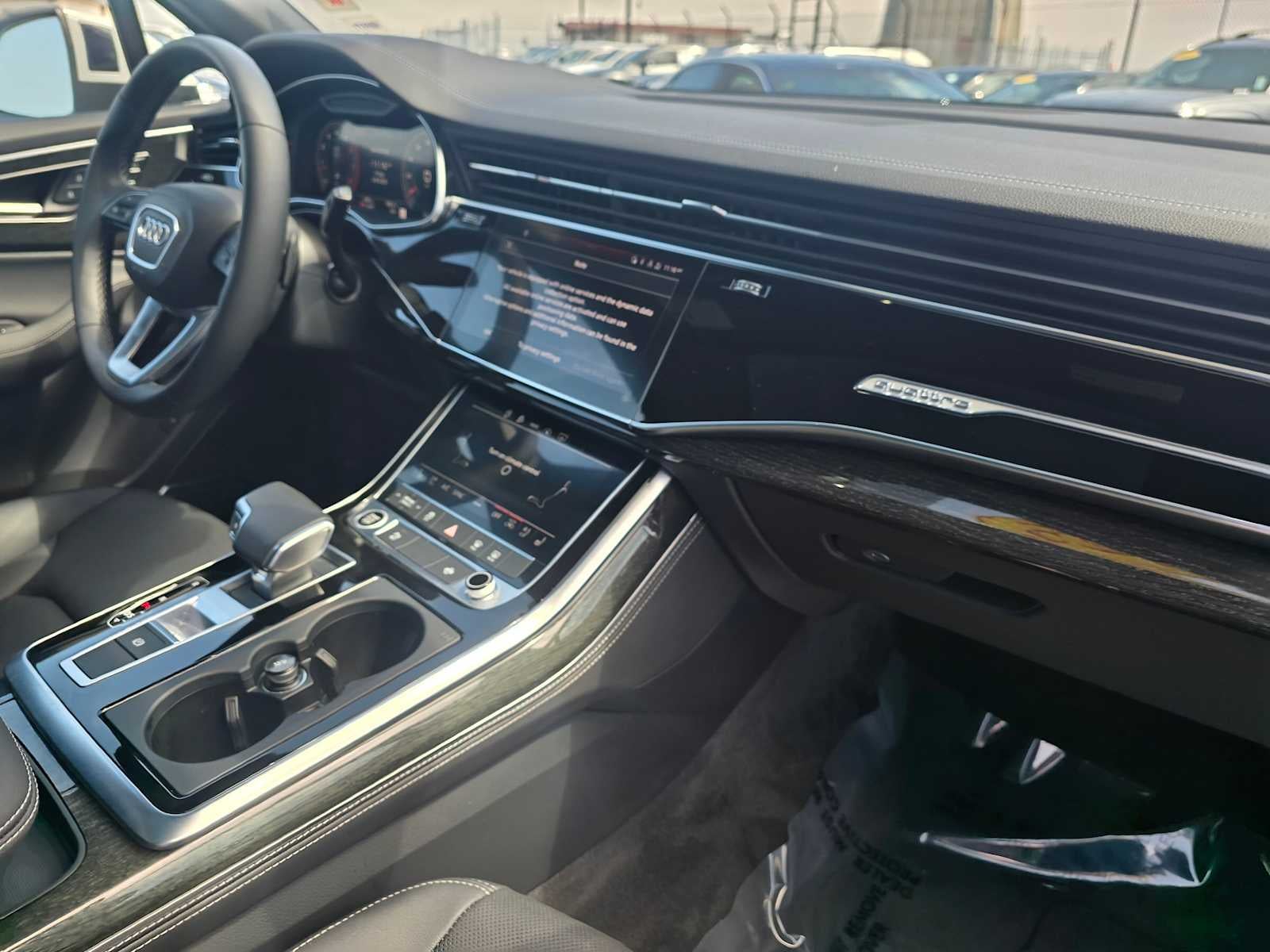 2025 Audi Q7 Premium Plus