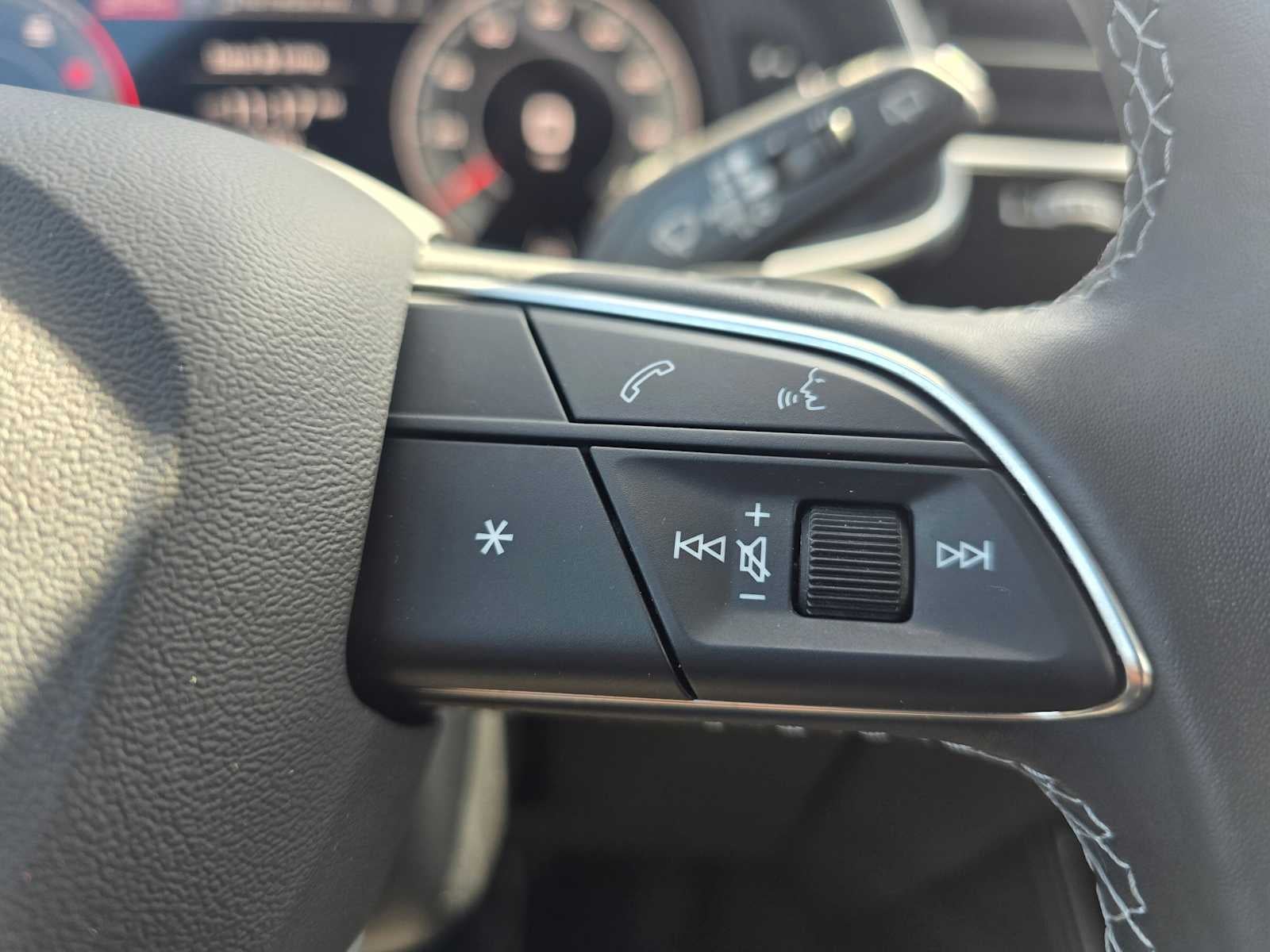 2025 Audi Q7 Premium Plus