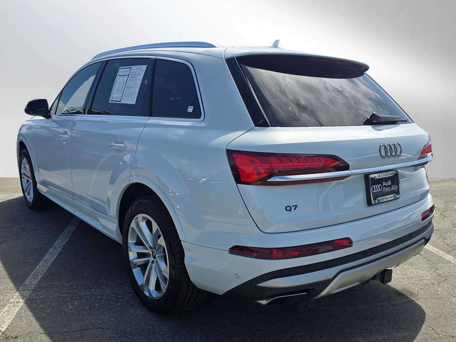 2025 Audi Q7 Premium Plus