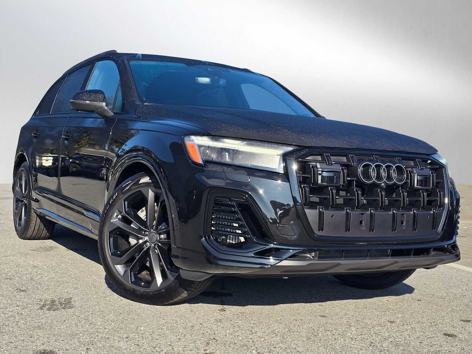 2026 Audi Q7 Premium Plus