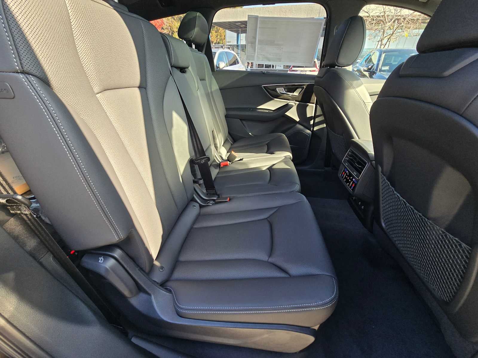 2026 Audi Q7 Premium Plus