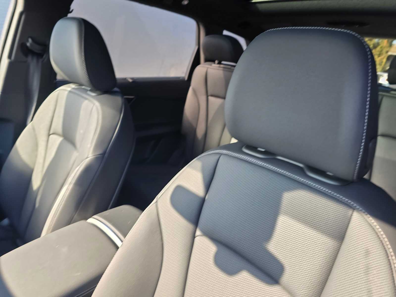 2026 Audi Q7 Premium Plus