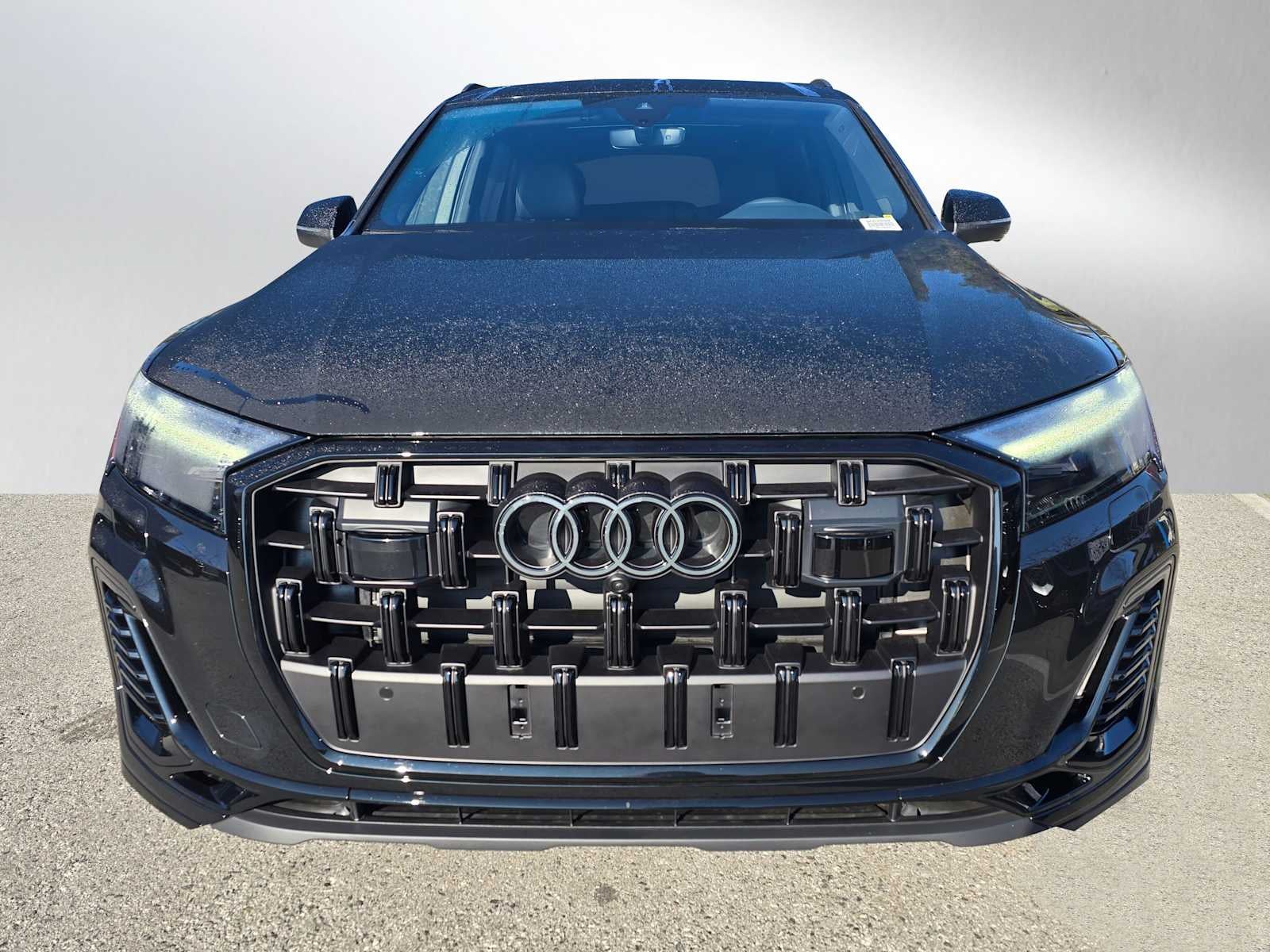 2026 Audi Q7 Premium Plus